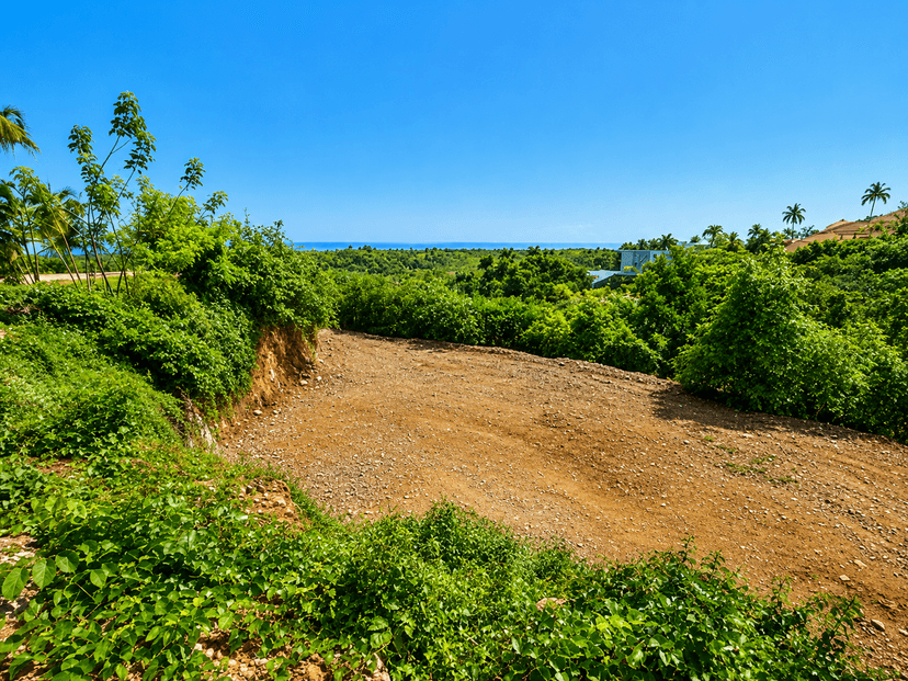 🌴 Building Plot of 1,886 m² in VIP Residence with Beach Access – Las Terre