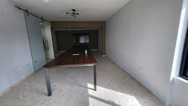 Local en Alquiler para Oficina en El Millón