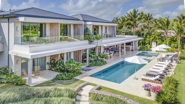 Villa Lorenne - Stunning Villa with golf views