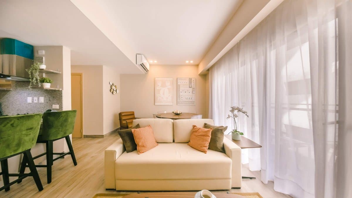Regatta Living II with Breakfast Included! - 703