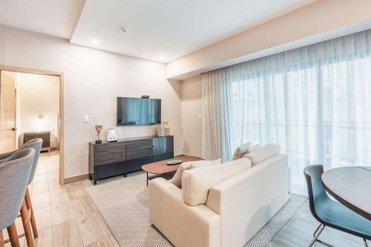 Regatta Living II with Breakfast Included! - 203