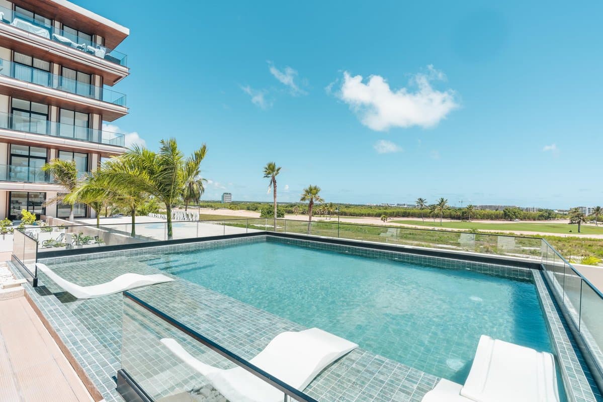 Brand new apt with terrace and bbq in Cap Cana AZZ