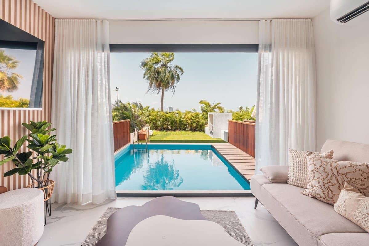 Luxury 2BR Pool Villa with garage in Cap Cana