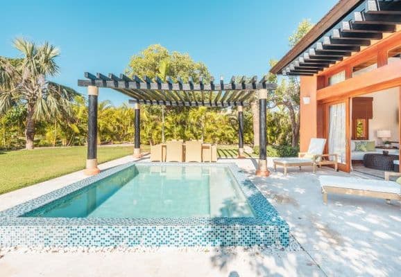 Bungallow with private pool at Green Village AA3