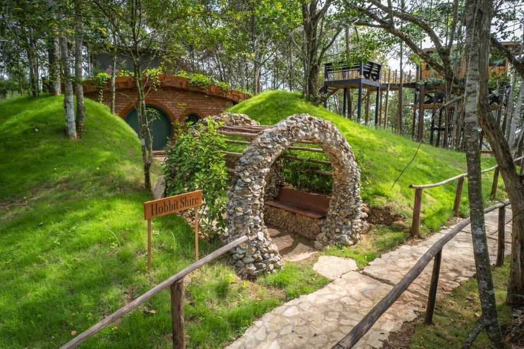 Villa Hobbit House