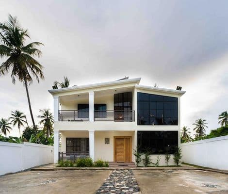 Villa Lujosa