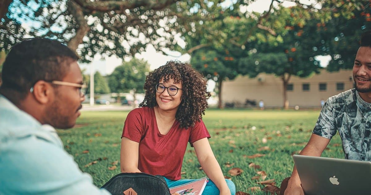 Can a foreigner can count on good schools or universities in Dominican Republic?