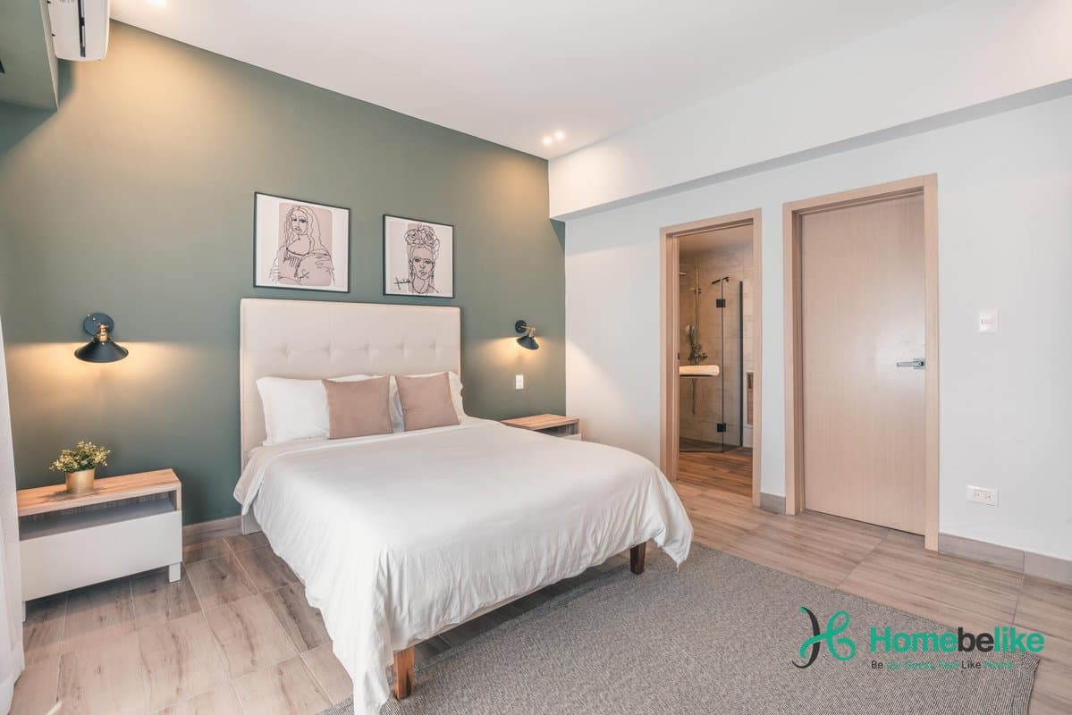 Regatta Living II with Breakfast Included! - 306
