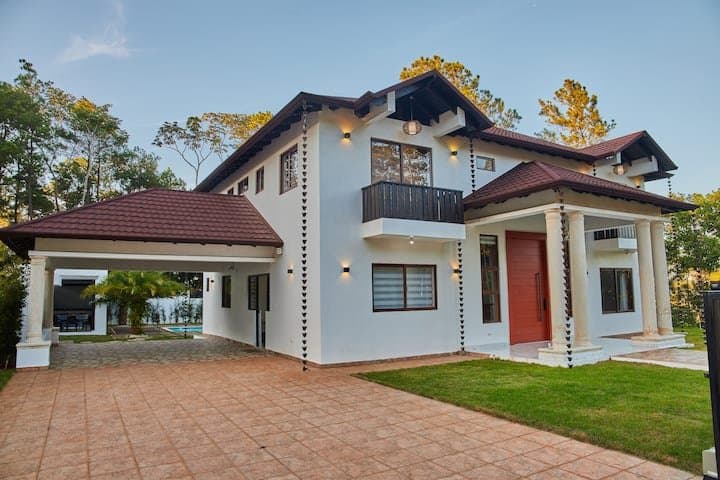 Villa Exotica